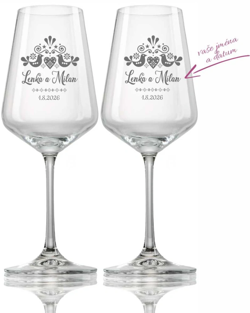 Svatební skleničky na víno Folklor se jmény a datem svatby, 2 ks