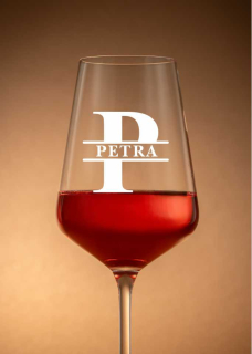 Sklenička na víno "PÍSMENKO", 1ks